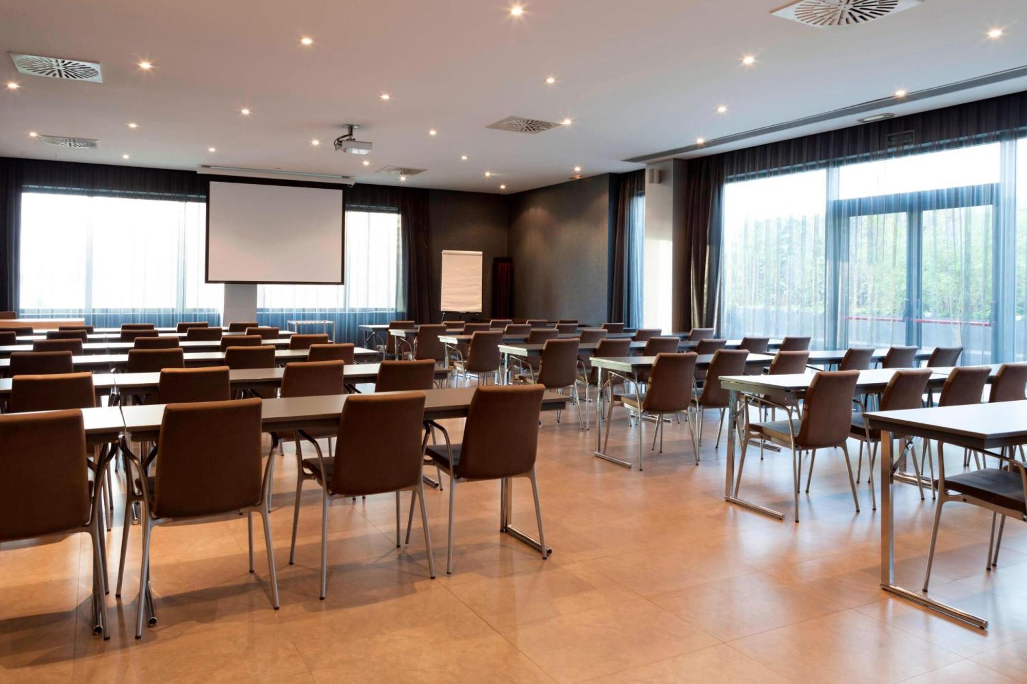 Ac Hotel Gijon By Marriott Zewnętrze zdjęcie