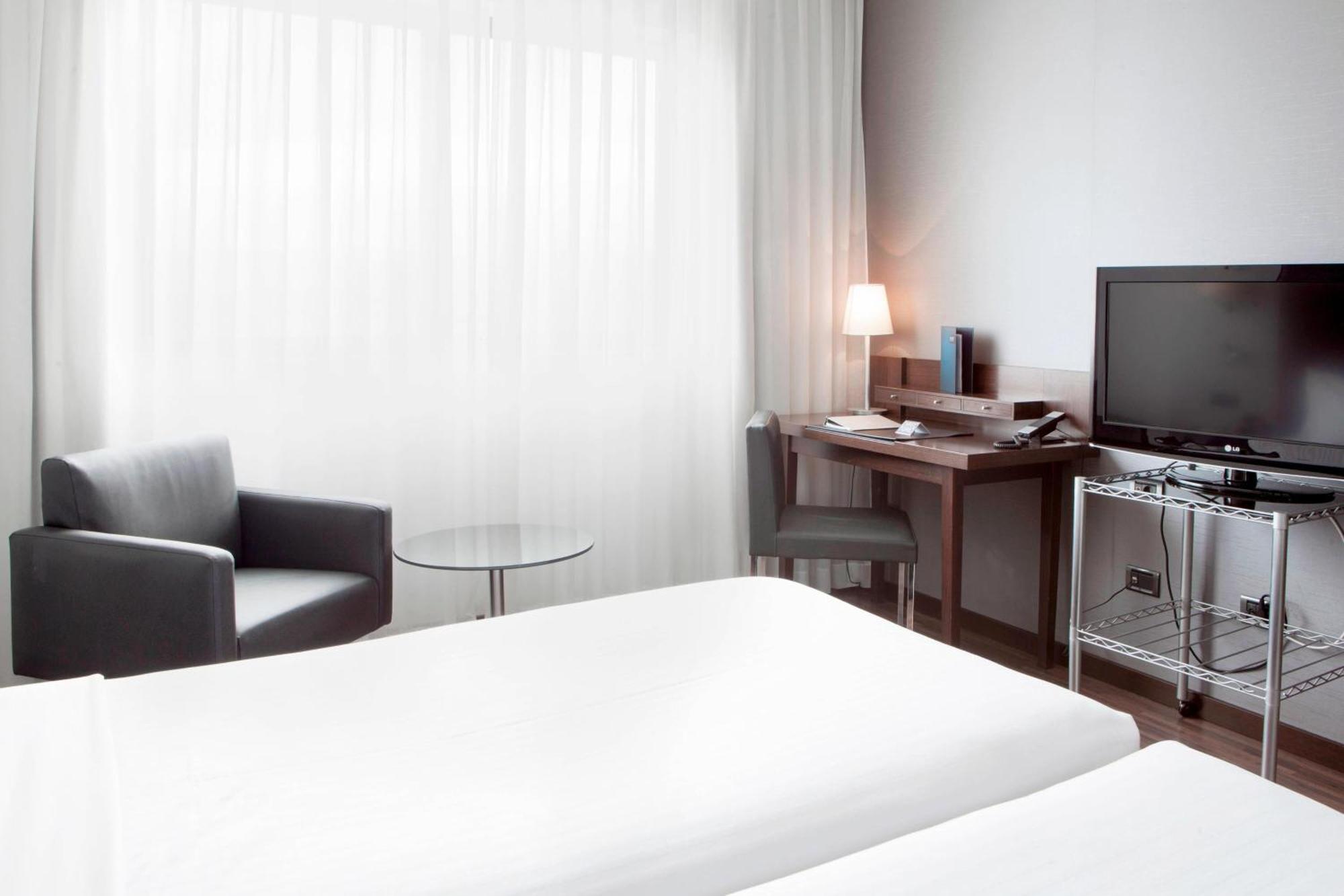 Ac Hotel Gijon By Marriott Zewnętrze zdjęcie