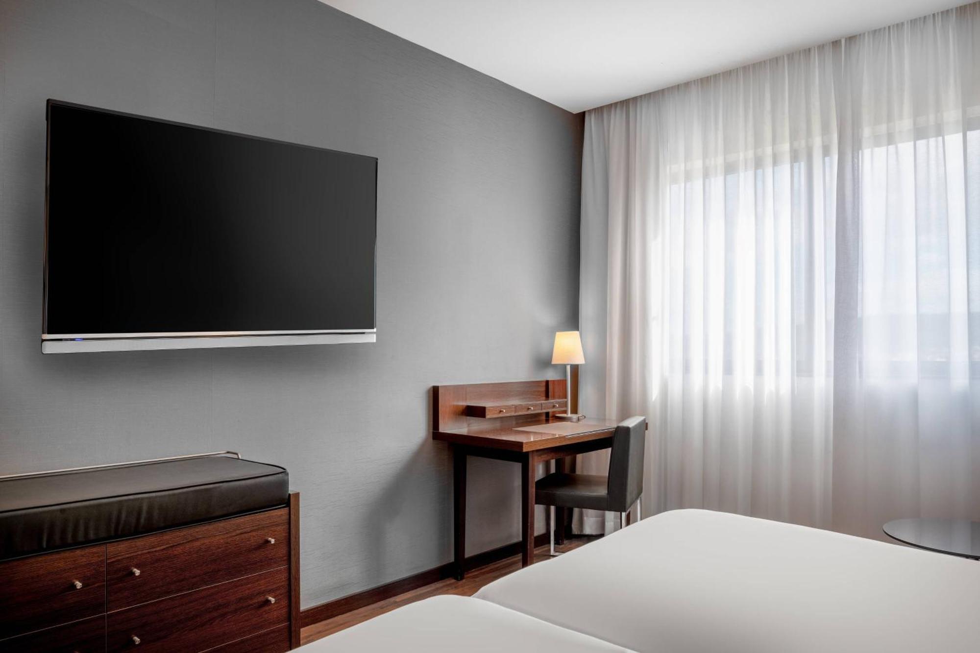 Ac Hotel Gijon By Marriott Zewnętrze zdjęcie